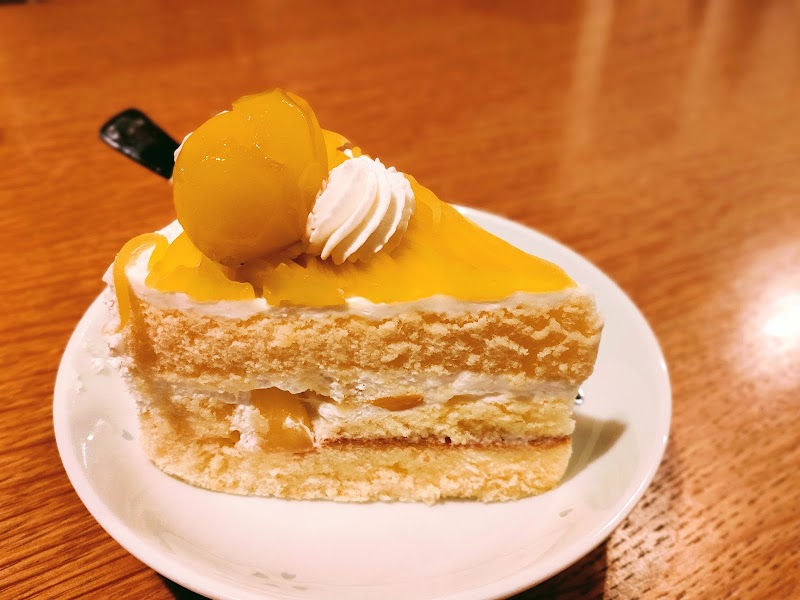 ショートケーキ ㈲前川菓子店