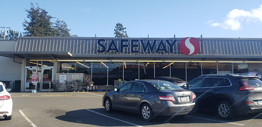 Grocery Store «Safeway», reviews and photos, 155 E 1st St, Coquille, OR 97423, USA