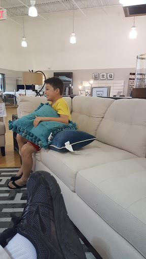 Furniture Store «American Signature Furniture», reviews and photos, 5455 University Pkwy, University Park, FL 34201, USA