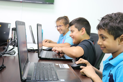 Ultimate Coders Markham - Computer Coding and Robotics Classes for Kids SK to Grade 12