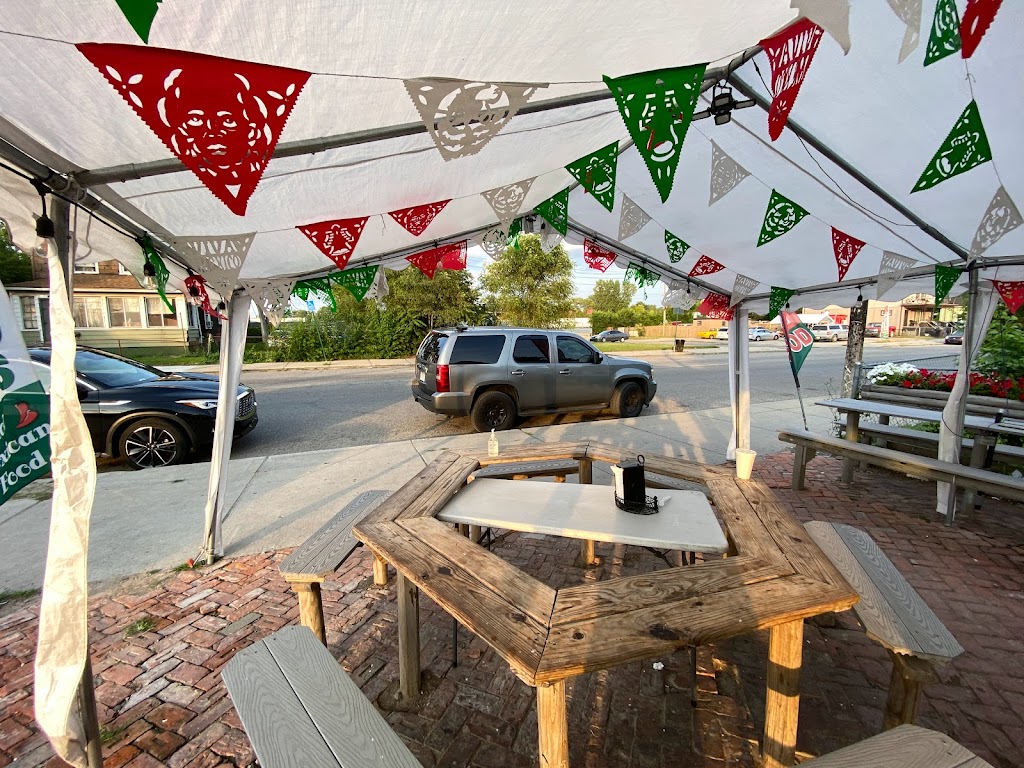 Tacos el Caballo 48209