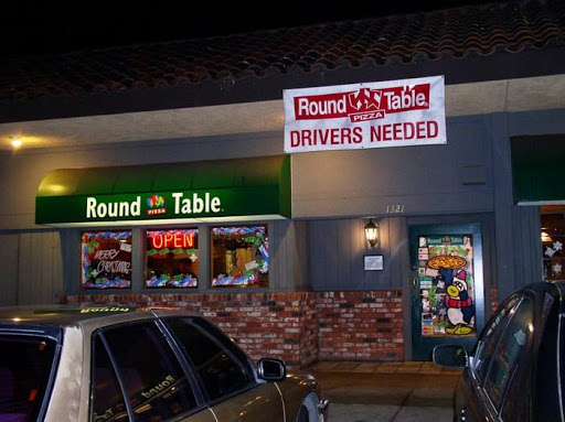 Pizza Restaurant «Round Table Pizza», reviews and photos, 1321 Encinitas Blvd, Encinitas, CA 92024, USA