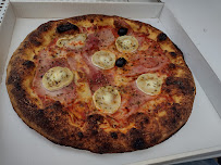 Plats et boissons du Pizzas à emporter Revienvit à Sarlat-la-Canéda - n°5