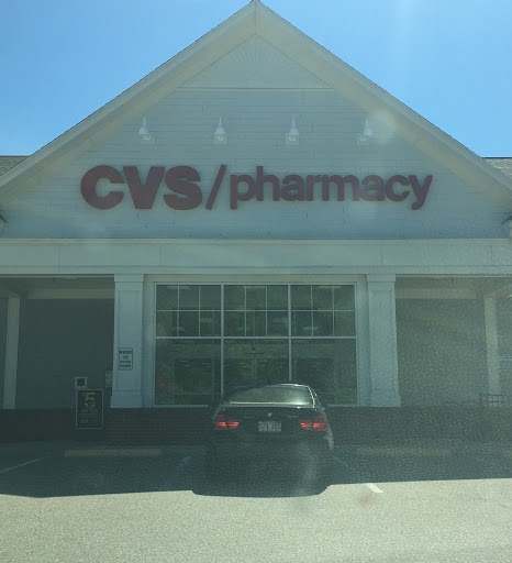 CVS, 325 Boston Post Rd, Wayland, MA 01778, USA, 
