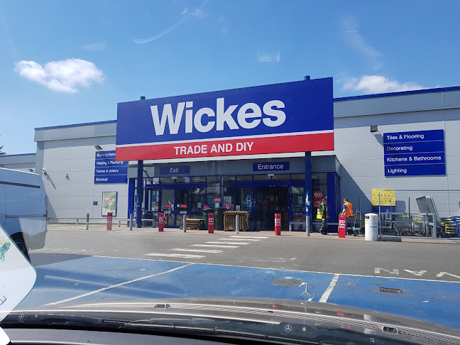Wickes - Hardware store