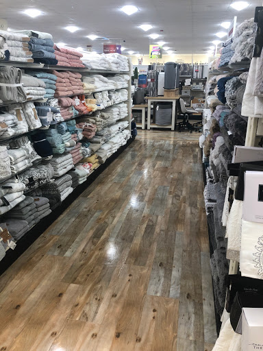 Department Store «Home Goods», reviews and photos, 9625 Crosshill Blvd, Jacksonville, FL 32222, USA
