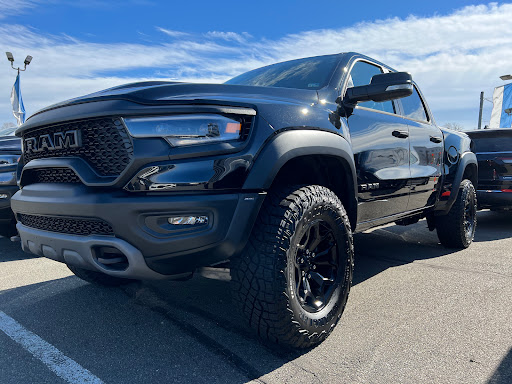 Car Dealer «Koons Tysons Chrysler Dodge Jeep Ram», reviews and photos, 2050 Chain Bridge Rd, Vienna, VA 22182, USA