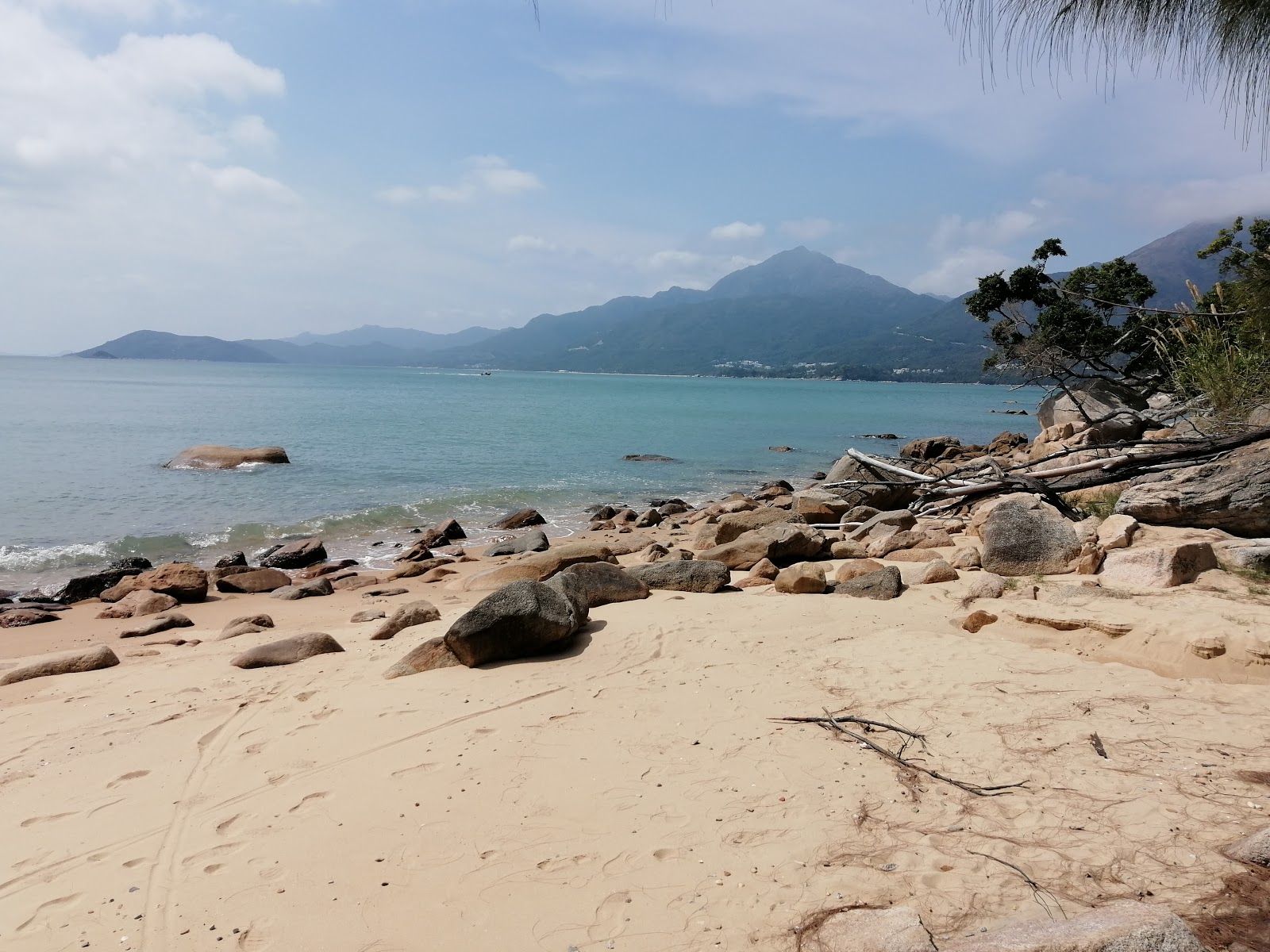 Mong Tung Wan photo #8
