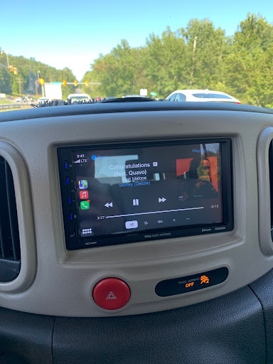 Electronics Store «Crutchfield Store», reviews and photos, 825 Gardens Blvd, Charlottesville, VA 22901, USA