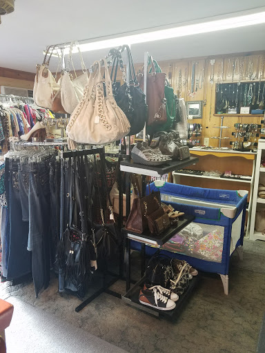Consignment Shop «New To You Consignment Shop», reviews and photos, 6707 Massachusetts Ave, New Port Richey, FL 34653, USA