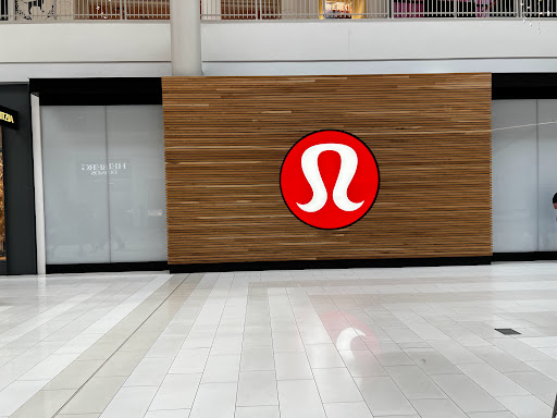Sportswear Store «lululemon athletica», reviews and photos, 152 South Avenue, Bloomington, MN 55425, USA