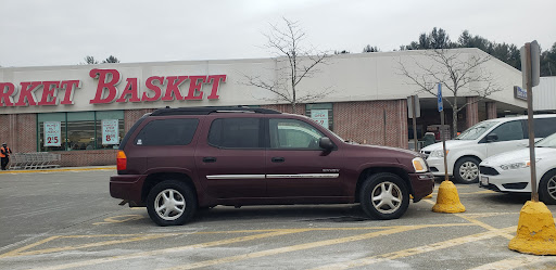 Grocery Store «Market Basket», reviews and photos, 212 Lowell Rd, Hudson, NH 03051, USA