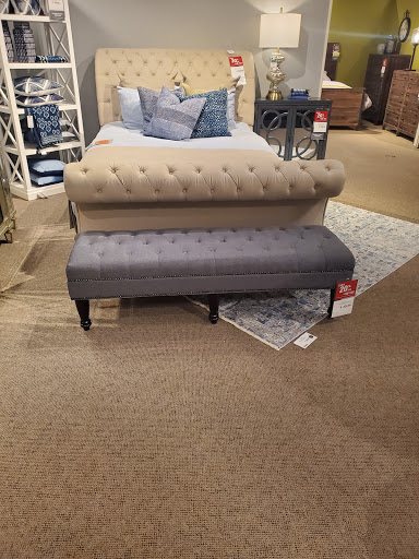 Furniture Store «Art Van Furniture - Shelby Township», reviews and photos, 14055 Hall Rd, Shelby Charter Township, MI 48315, USA