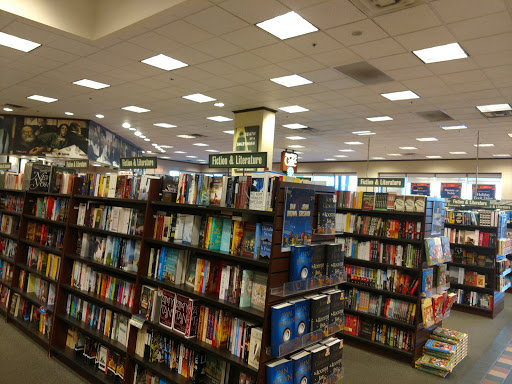 Barnes & Noble image