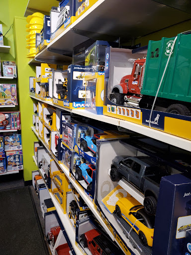 Toy Store «The Toy Vault at Emerald Square Mall», reviews and photos, 999 S Washington St, North Attleborough, MA 02760, USA