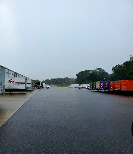 Electronics Store «BEST BUY DISTRIBUTION CENTER», reviews and photos, 2314 Waverly Barn Rd, Davenport, FL 33897, USA