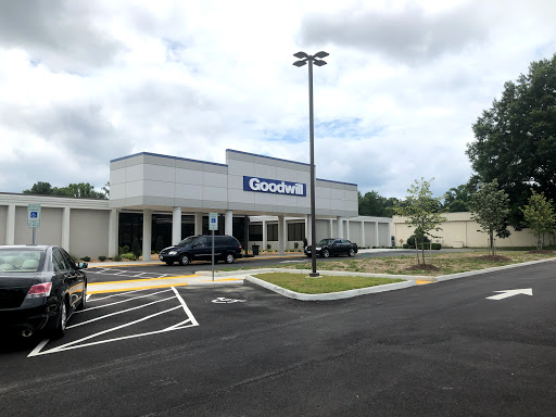 Outlet Store «Goodwill Central Virginia Outlet», reviews and photos, 6301 Midlothian Turnpike, Richmond, VA 23225, USA