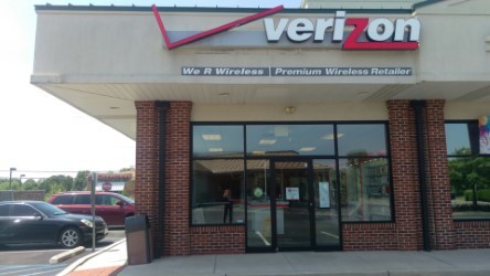 Cell Phone Store «Verizon Authorized Retailer, TCC», reviews and photos, 525 Beckett Rd #1, Swedesboro, NJ 08085, USA