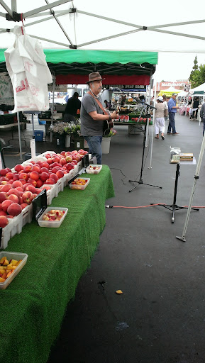 Linda Vista Certified Farmers' Market