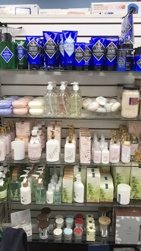 Eltingville Pharmacy, 3948 Richmond Ave, Staten Island, NY 10312, USA, 