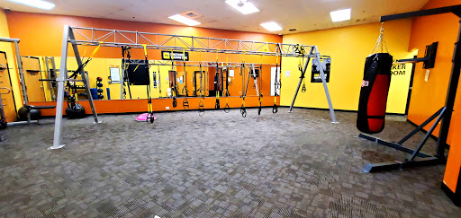 Gym «The Zoo Health Club», reviews and photos, 35 Manchester Rd, Derry, NH 03038, USA