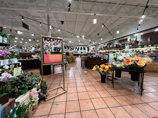 Grocery Store «The Fresh Market», reviews and photos, 12131 Jefferson Ave, Newport News, VA 23602, USA