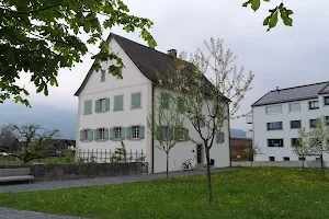 Alter Pfarrhof Balzers image