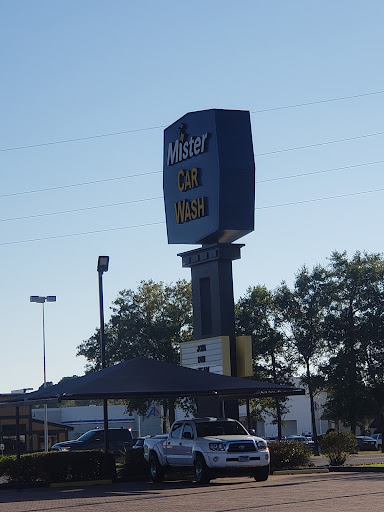 Car Wash «Mister Car Wash & Express Lube», reviews and photos, 9637 FM 1960 Bypass Rd W, Humble, TX 77338, USA