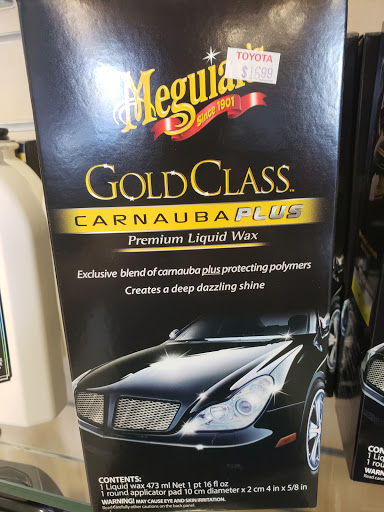 Toyota Dealer «Toyota of Louisville on Dixie Highway», reviews and photos, 6514 Dixie Hwy, Louisville, KY 40258, USA