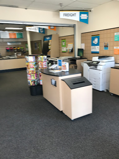Shipping and Mailing Service «The UPS Store», reviews and photos, 1863 Pioneer Pkwy E, Springfield, OR 97477, USA
