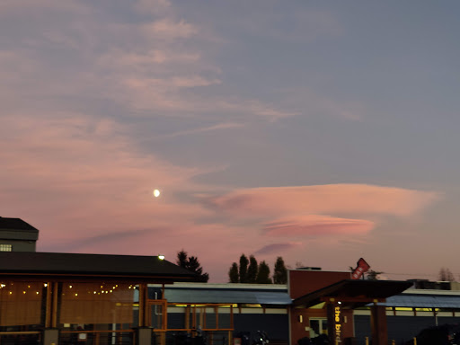 Convenience Store «Thunderbird Trading Post», reviews and photos, 7121 Waller Rd E, Tacoma, WA 98443, USA