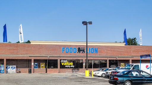 Grocery Store «Food Lion», reviews and photos, 809 N Brown St, Chadbourn, NC 28431, USA