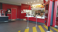 Atmosphère du Restaurant KFC TROYES LA CHAPELLE à La Chapelle-Saint-Luc - n°19