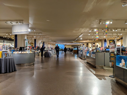 Gift Shop «The Gallery Shops», reviews and photos, 401 Constitution Ave NW, Washington, DC 20565, USA