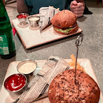 Photo n°2 de l'avis de Dani. fait le 05/04/2024 à 14:49 sur le  Terminal 23 Burger- und Cocktailbar à Memmingerberg