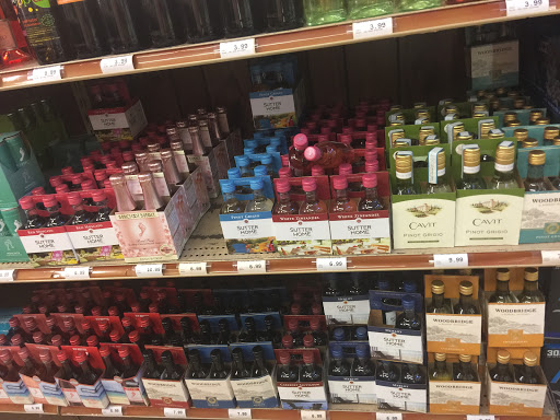 Wine Store «Bev Max Liquors», reviews and photos, 296 Wood Ave, Bridgeport, CT 06605, USA