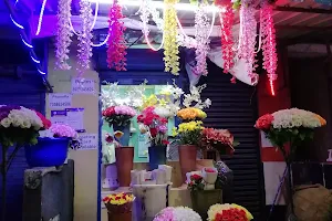 RR Florist image