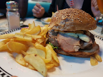 Hamburger du Restaurant américain Tommy's Diner Café à Sainte-Marie - n°5
