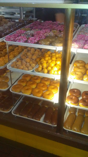 Donut Shop «Jelly Donut», reviews and photos, 1750 S Virginia St, Reno, NV 89502, USA