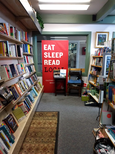Book Store «Riverwalk Books», reviews and photos, 116 E Woodin Ave, Chelan, WA 98816, USA