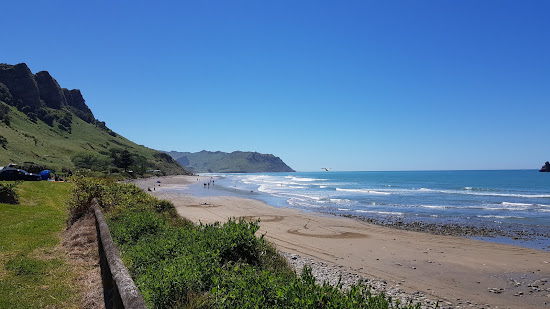 Kairakau Beach