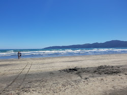 Photo de Paraparaumu Beach avec rivage droit, long