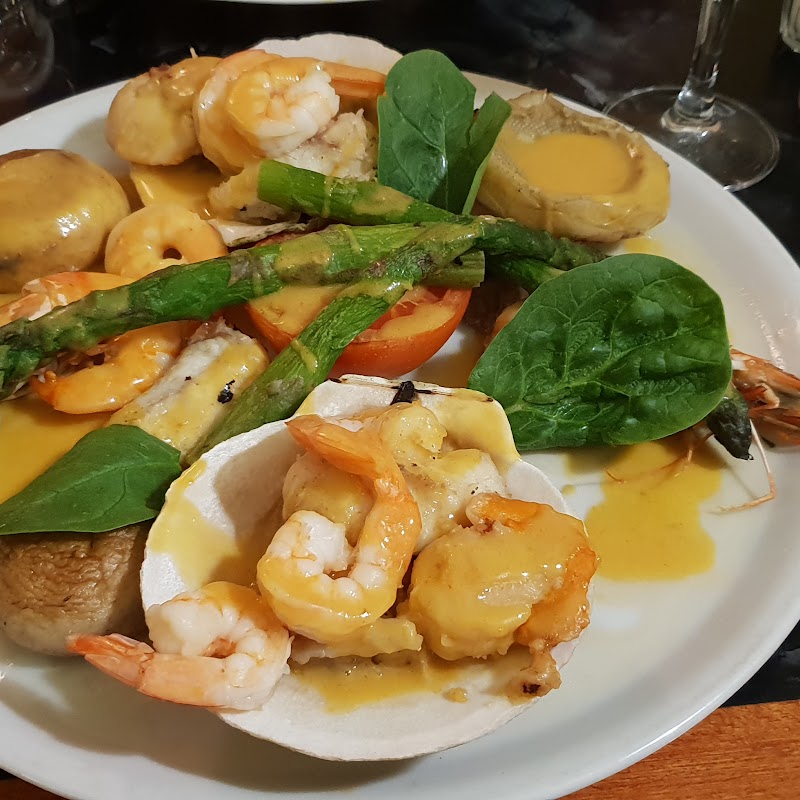 RESTAURANT L'Etoile De l'Est Cuisine traditionnel française