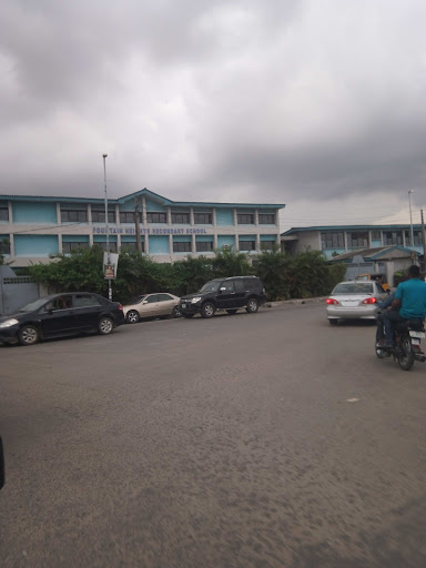 Fountain Heights Secondary School, Animashaun St, Surulele, Lagos, Nigeria, College, state Lagos