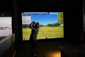 Backspin Indoor Golf image