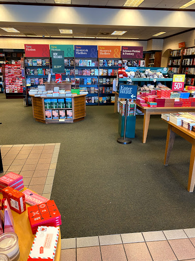Book Store «Barnes And Noble», reviews and photos, 7610 Hazard Center Dr, San Diego, CA 92108, USA