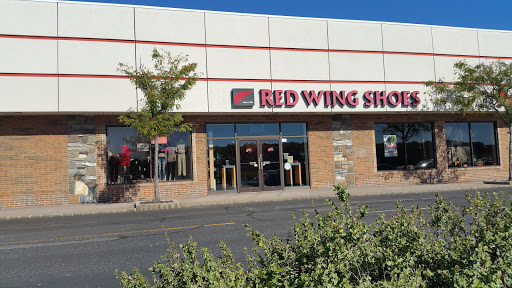 Shopping Mall «Sun-Vet Mall», reviews and photos, 5801 Sunrise Hwy, Holbrook, NY 11741, USA