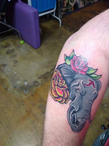 Tattoo Shop «Noble sparrow tattoo», reviews and photos, 4212 N Jackson Hwy, Sheffield, AL 35660, USA