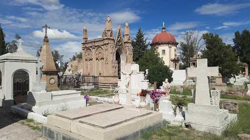 Cementerio militar Victoria de Durango