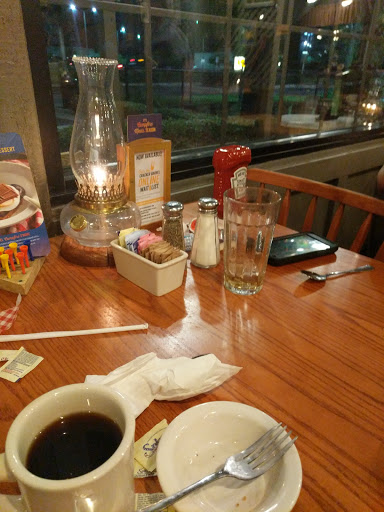 American Restaurant «Cracker Barrel Old Country Store», reviews and photos, 13833 W Hillsborough Ave, Tampa, FL 33635, USA